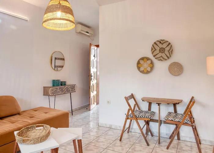 Ostria * سكالا بوتامياس