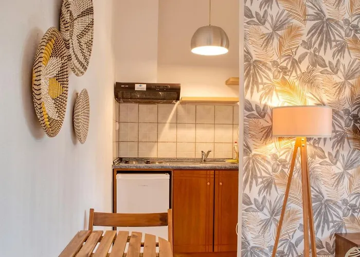 Ostria * سكالا بوتامياس