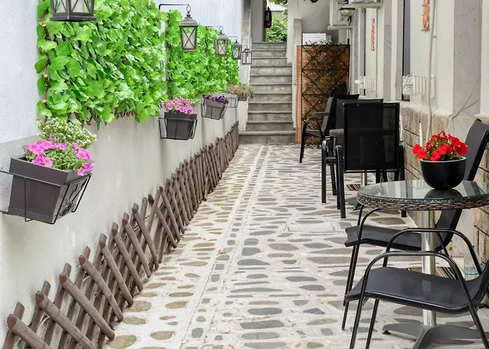 Ostria * سكالا بوتامياس