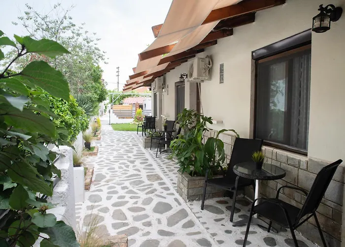 Ostria Ξενοδοχείο *