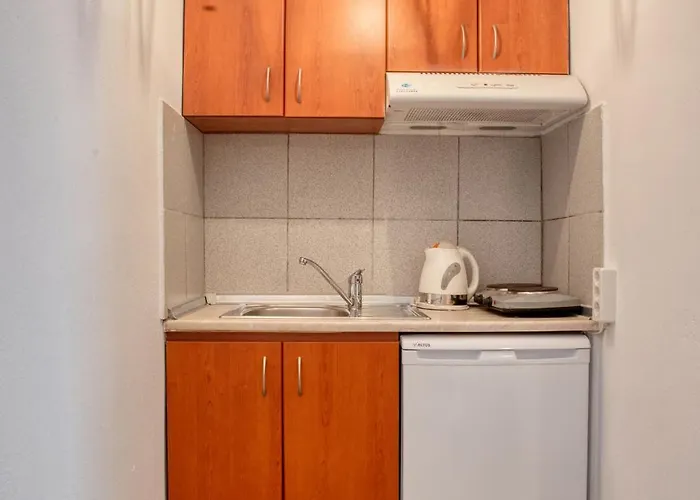 Ostria Ξενοδοχείο *